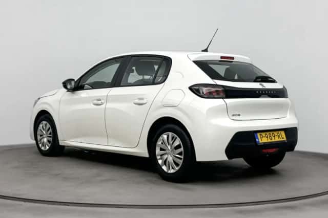 Peugeot 208 (2022) thumbnail 3