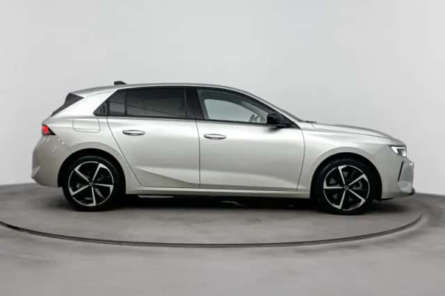 Opel Astra (2022) thumbnail 6