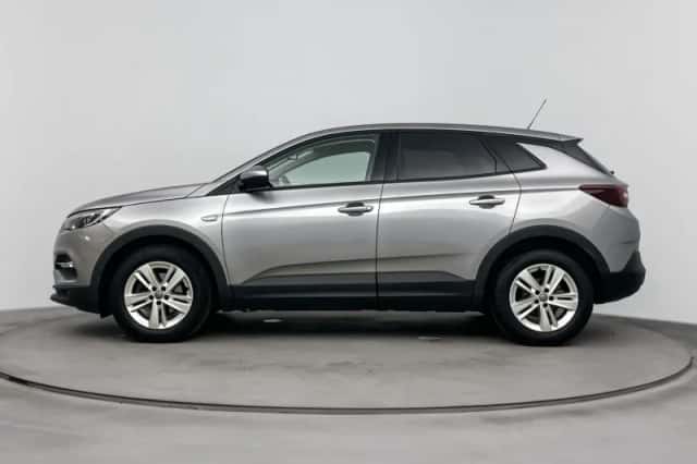 Opel Grandland X (2019) thumbnail 2