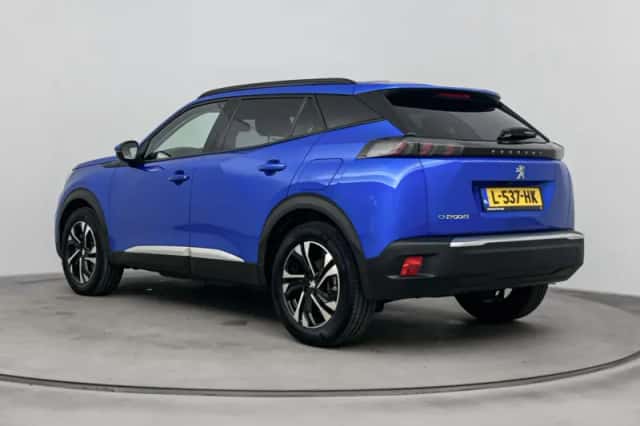 Peugeot e-2008 (2021) thumbnail 3