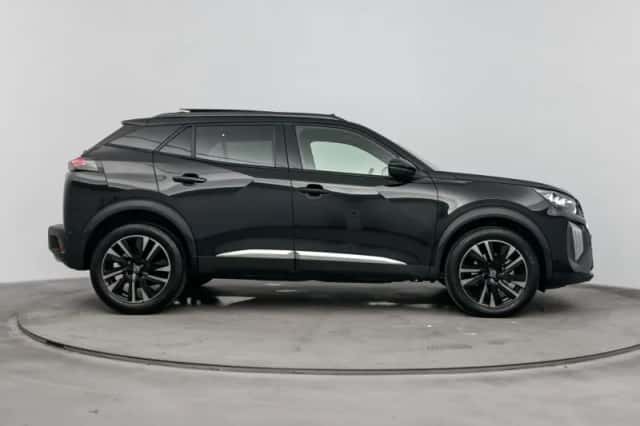 Peugeot 2008 (2024) thumbnail 3