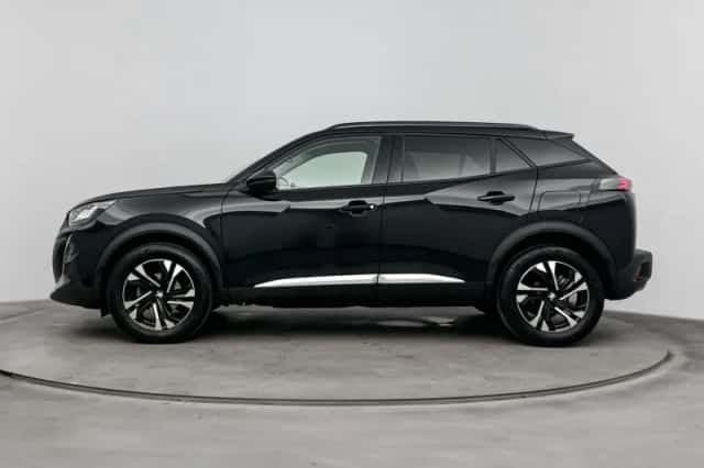 Peugeot 2008 (2022) thumbnail 2
