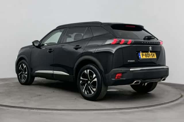 Peugeot 2008 (2022) thumbnail 3
