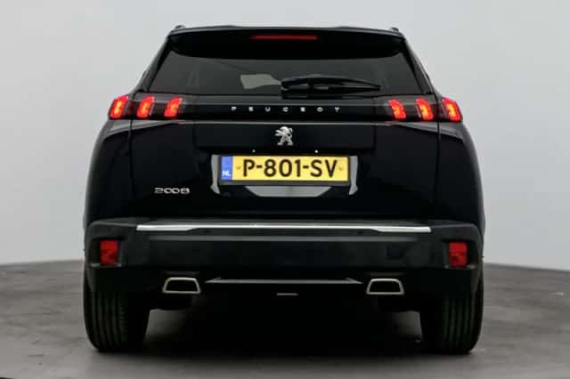 Peugeot 2008 (2022) thumbnail 4