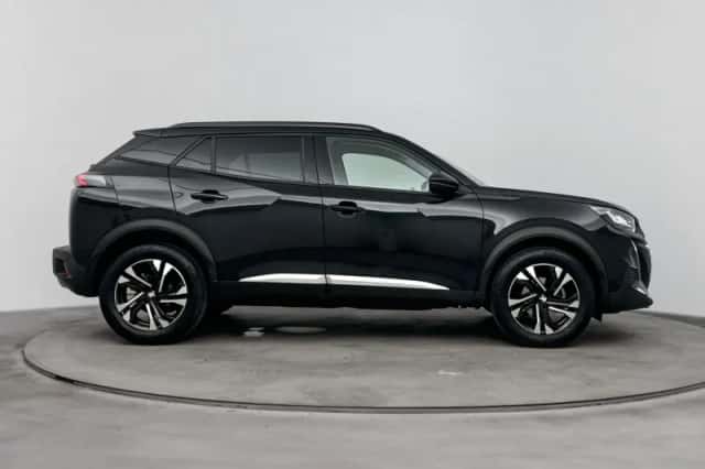 Peugeot 2008 (2022) thumbnail 6