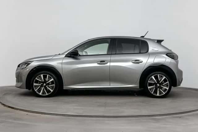 Peugeot 208 (2021) thumbnail 2