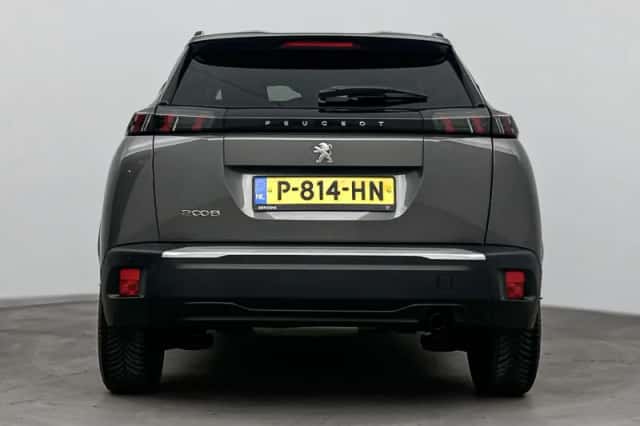 Peugeot 2008 (2022) thumbnail 4