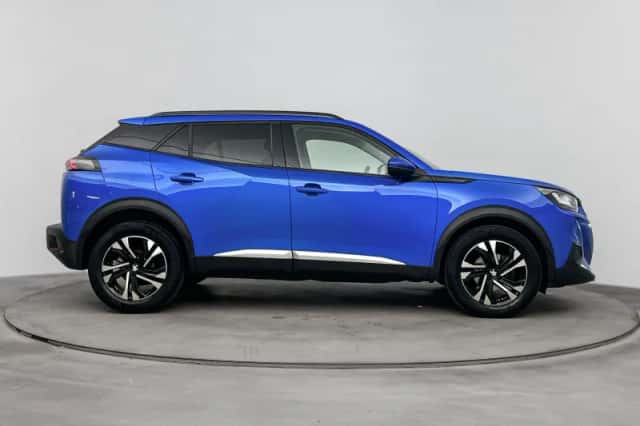 Peugeot 2008 (2020) thumbnail 6