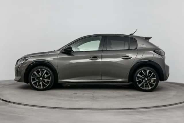 Peugeot 208 (2022) thumbnail 2