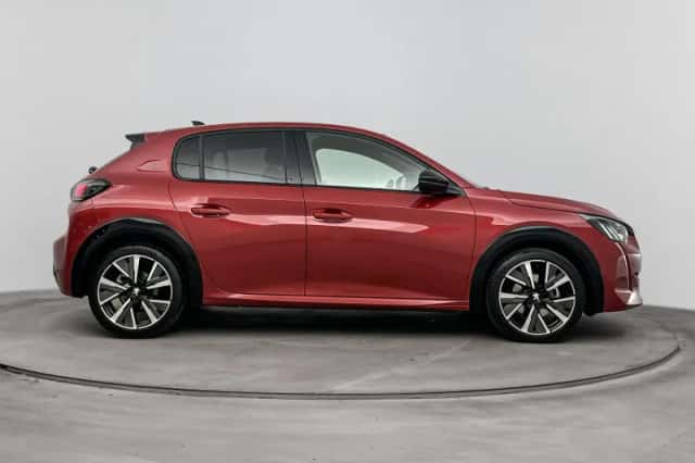 Peugeot 208 (2021) thumbnail 6