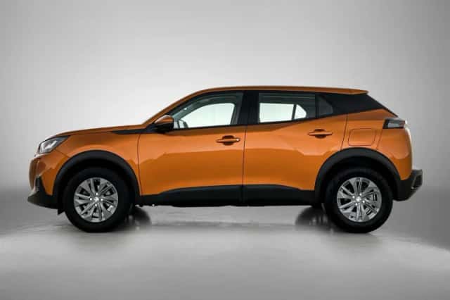 Peugeot 2008 (2022) thumbnail 2
