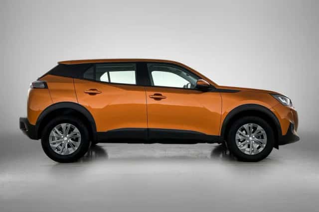 Peugeot 2008 (2022) thumbnail 6