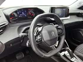 Peugeot 2008 (2022) thumbnail 10