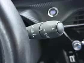 Peugeot 2008 (2022) thumbnail 17