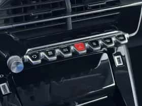 Peugeot 2008 (2022) thumbnail 23