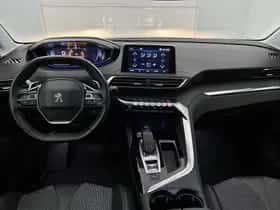 Peugeot 3008 (2019) thumbnail 11