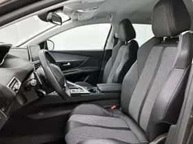 Peugeot 3008 (2019) thumbnail 23