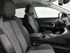Peugeot 3008 (2019) thumbnail 25