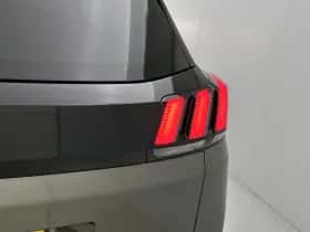 Peugeot 3008 (2019) thumbnail 31