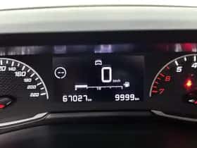 Peugeot 208 (2022) thumbnail 14