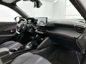 Peugeot 2008 (2021) thumbnail 13