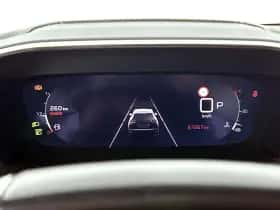 Peugeot 2008 (2021) thumbnail 18