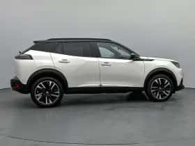 Peugeot 2008 (2021) thumbnail 8