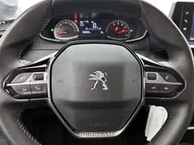 Peugeot 208 (2022) thumbnail 13