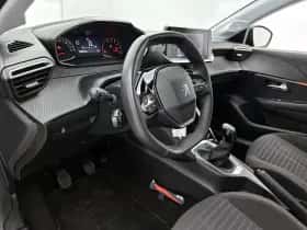 Peugeot 208 (2022) thumbnail 10
