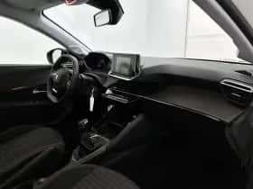 Peugeot 208 (2022) thumbnail 12