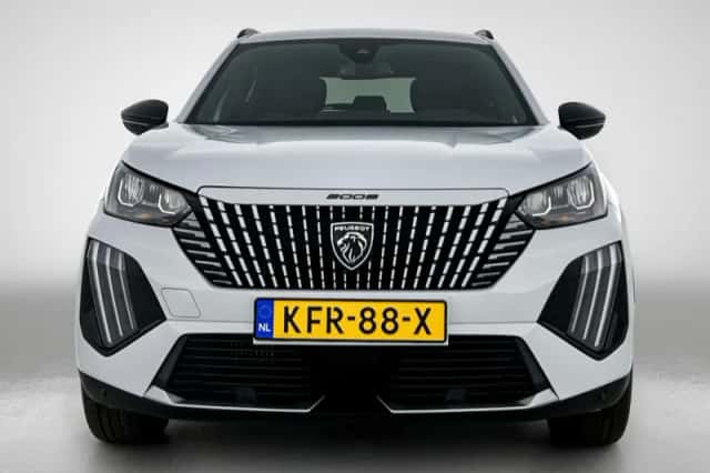 Peugeot 2008 (2025) thumbnail 4