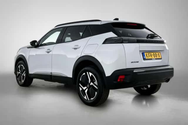 Peugeot 2008 (2025) thumbnail 6