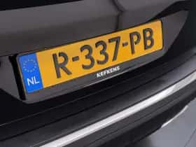 Peugeot 3008 (2022) thumbnail 11