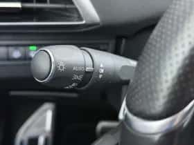 Peugeot 3008 (2022) thumbnail 26