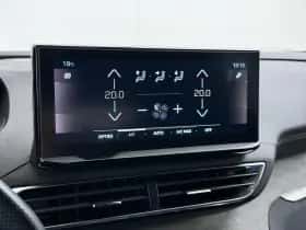 Peugeot 3008 (2022) thumbnail 33