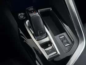 Peugeot 3008 (2022) thumbnail 39
