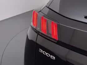 Peugeot 3008 (2022) thumbnail 10