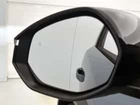 Peugeot e-3008 (2025) thumbnail 29