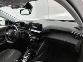 Peugeot 2008 (2022) thumbnail 12
