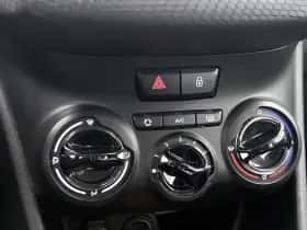 Peugeot 2008 (2018) thumbnail 20