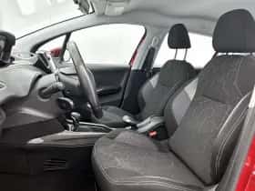 Peugeot 2008 (2018) thumbnail 22