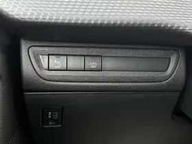 Peugeot 2008 (2018) thumbnail 33