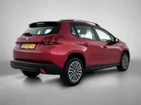 Peugeot 2008 (2018) thumbnail 8