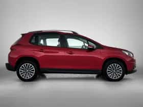 Peugeot 2008 (2018) thumbnail 9