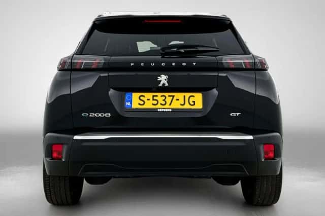 Peugeot e-2008 (2023) thumbnail 4