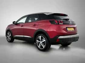 Peugeot 3008 (2023) thumbnail 3