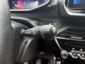 Peugeot 2008 (2020) thumbnail 34