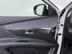 Peugeot 5008 (2021) thumbnail 14