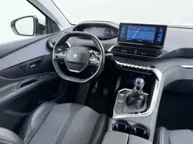 Peugeot 5008 (2021) thumbnail 29