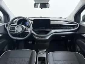 Fiat 500 (2023) thumbnail 4